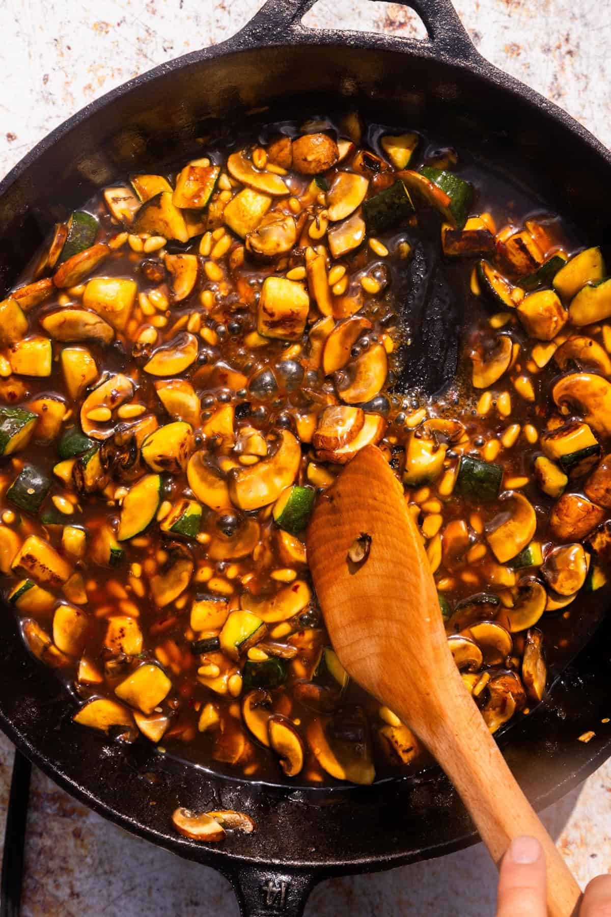 7 Best Delicious and Healthy Recipes for Glowing Skin