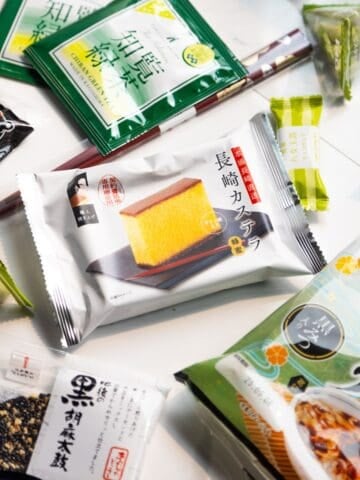 Sakuraco Japanese gift box