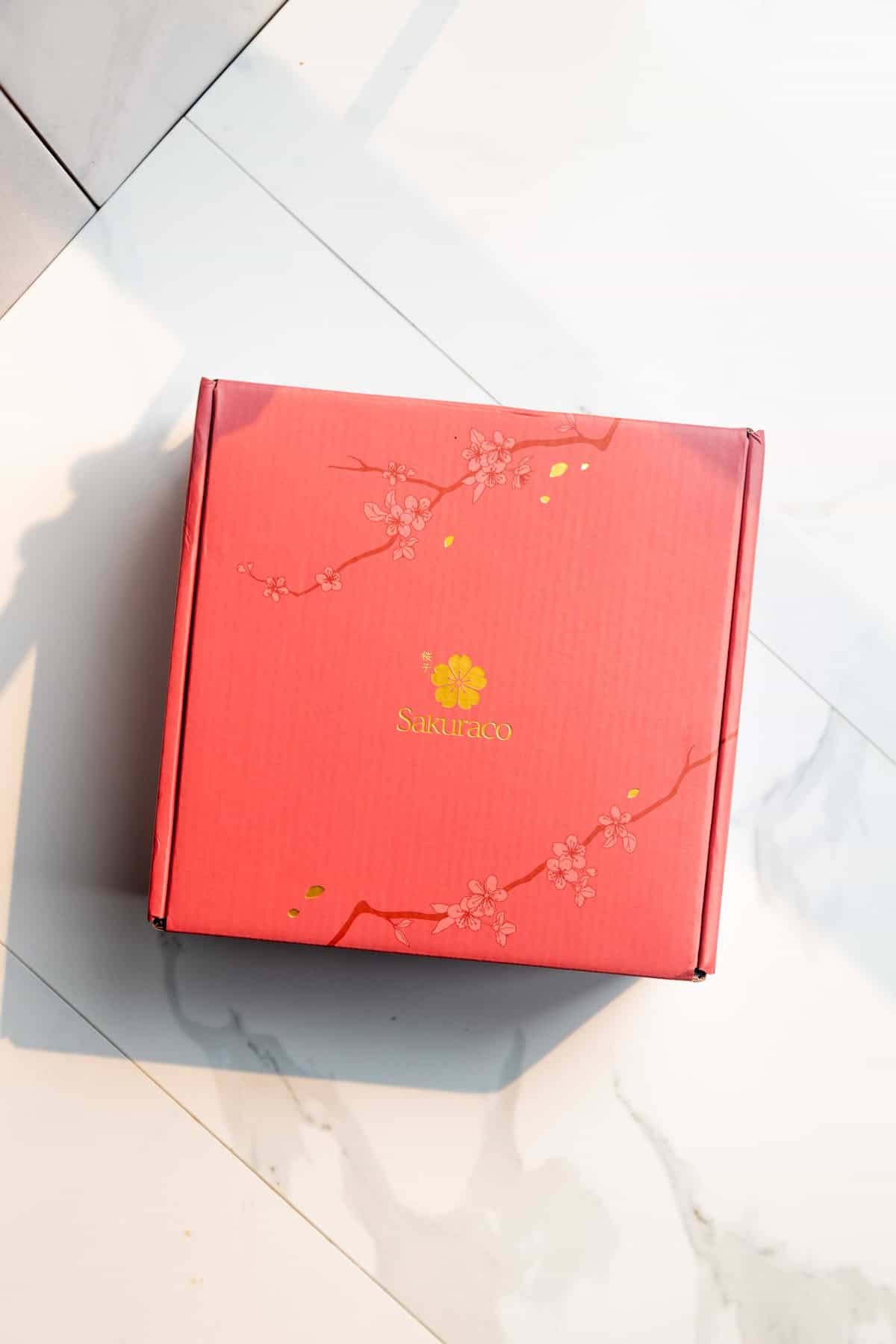 Sakuraco Japanese gift box